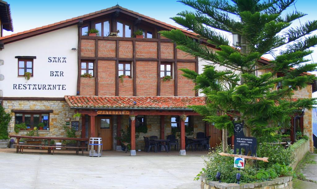 Perlakua Saka Villa Деба Екстериор снимка