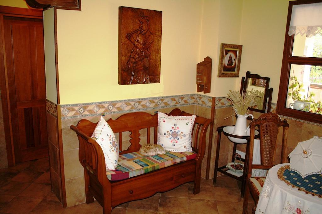 Perlakua Saka Villa Деба Екстериор снимка